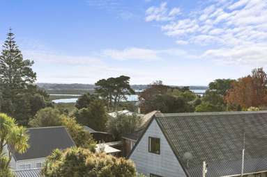 14 and 21/38 Fairlands Avenue_4