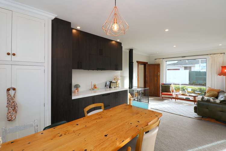 67 Antrim Street Windsor_13