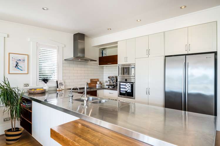 11 Burgess Road Devonport_10