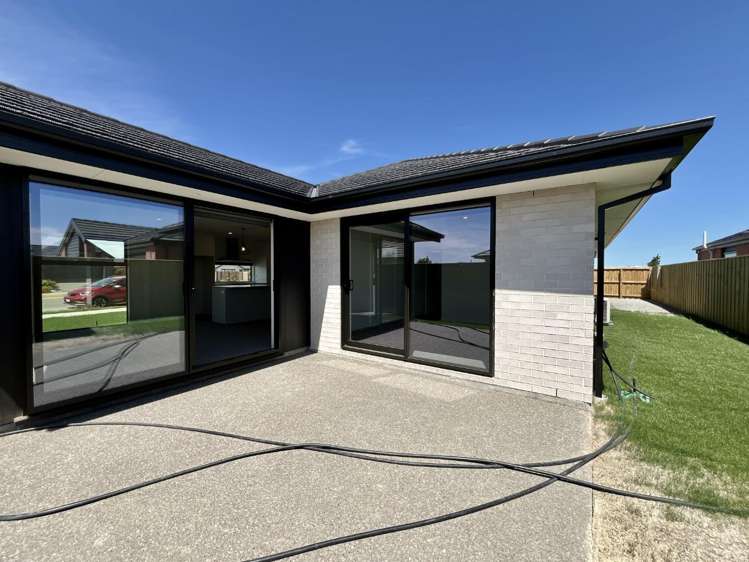 511 East Maddisons Road 11103_15