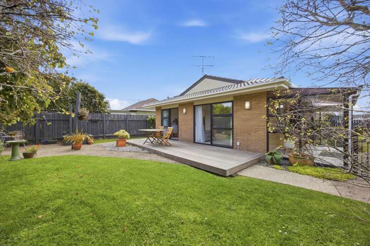 2/82 Florence Avenue_0
