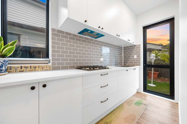 21 Armstrong Place New Lynn_7