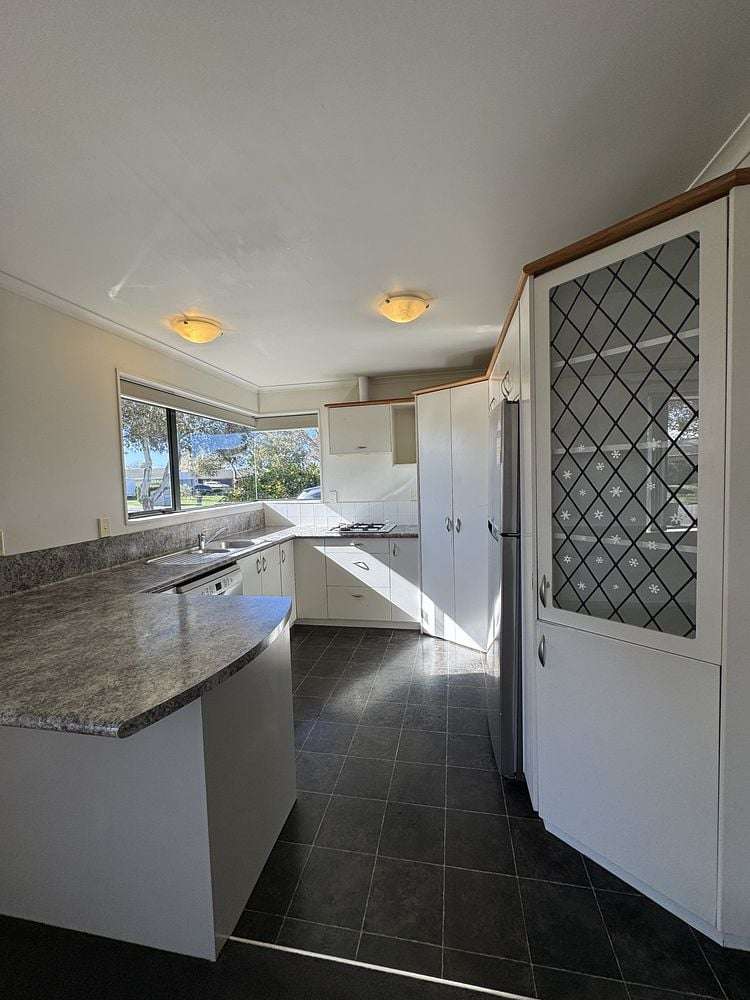 32 Diomede Glade Flagstaff_2