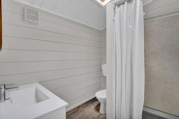 60 Cressida Avenue Stratford_11