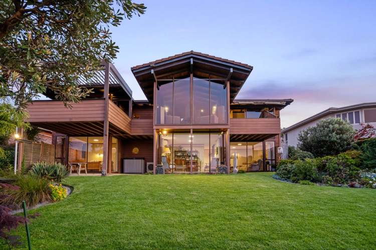 60 Pacific Parade Army Bay_70