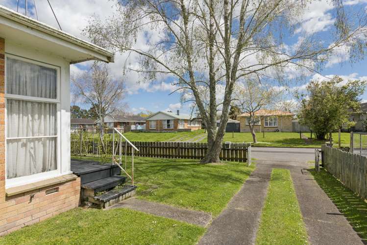 35 James Henry Crescent Huntly_21