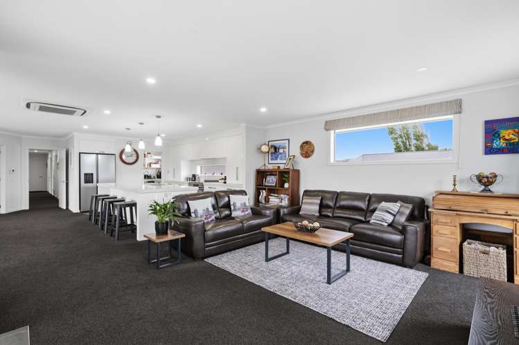 16 Inverurie Drive_5