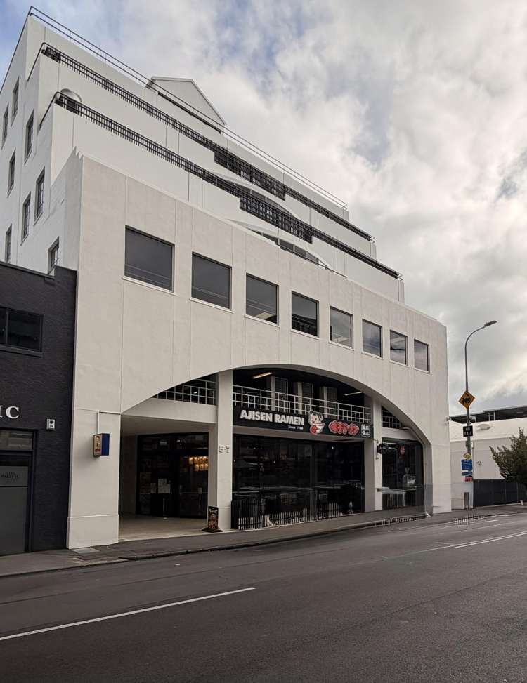 East/5-7 Kingdon Street_0