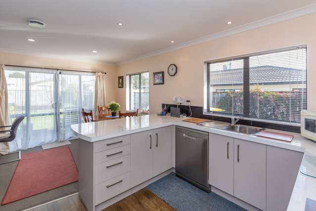 4 Belle Maison Court Levin_1