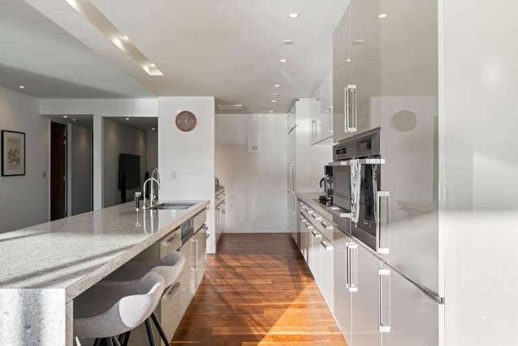 3B/1 Clyde Quay Wharf Te Aro_15