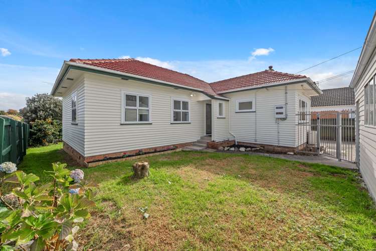33 Earlsworth Road Mangere East_13