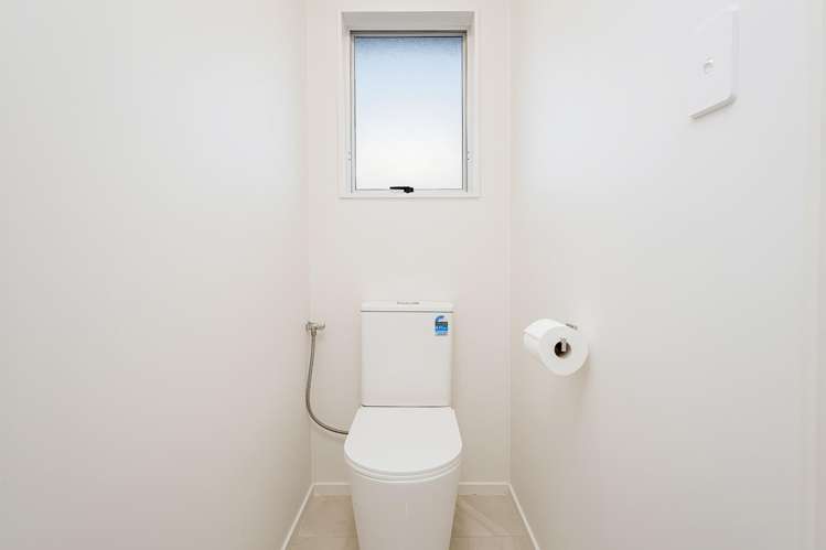 12 Raelene Place Massey_13