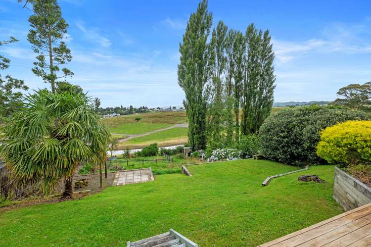 14 Mckenzie Road Owhata_13