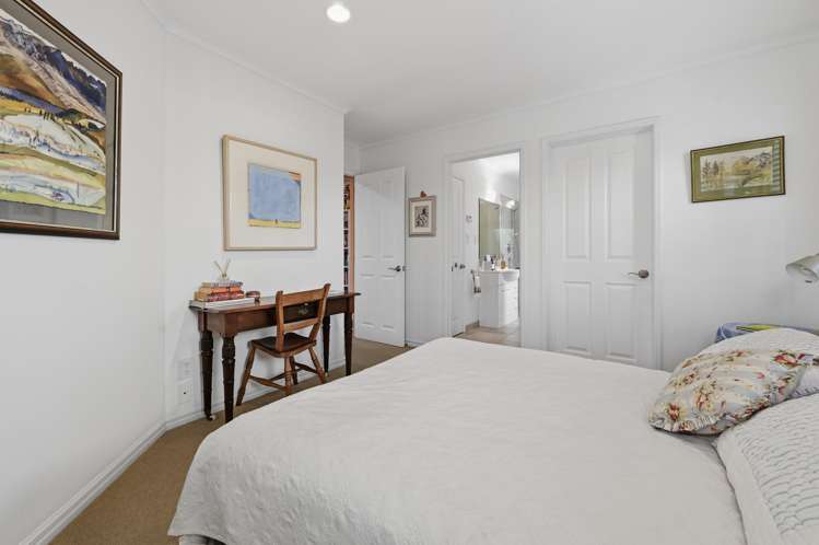 17 Edgecumbe Road Avenues_15