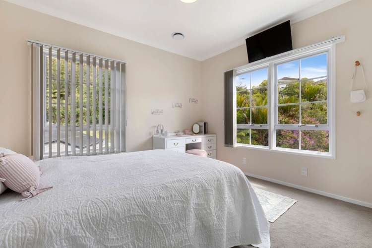 3 Laingrange Place Laingholm_27