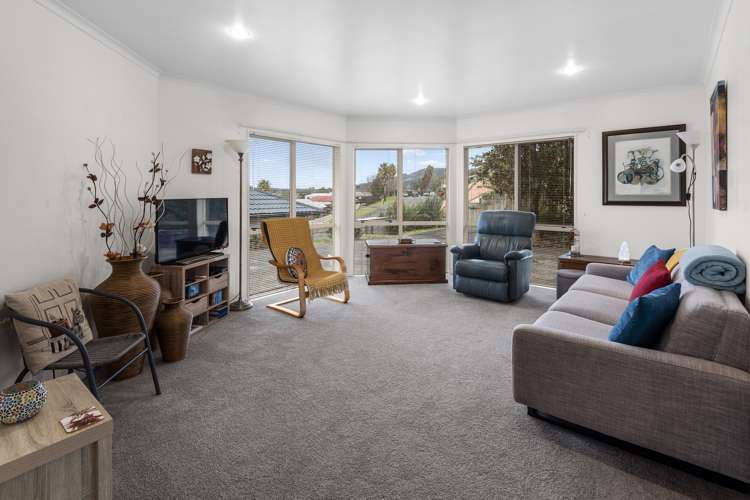 19 Ridgeway Drive Kamo_3