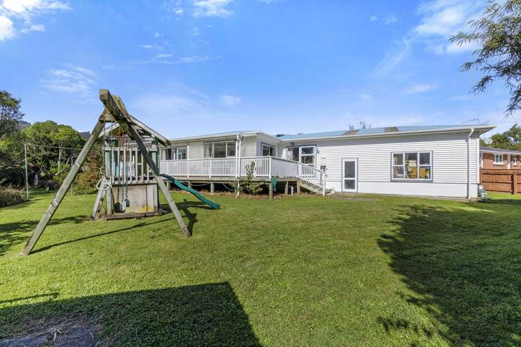 6 Kapuranga Grove Stokes Valley_17