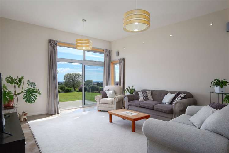 114 Redvale Road Redwood Valley_15