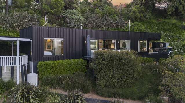 Contemporary hidden retreat