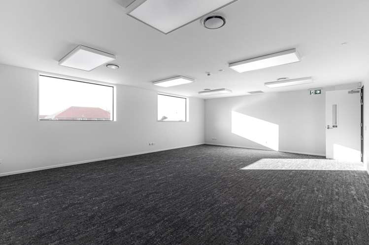 92 Riccarton Road Riccarton_5