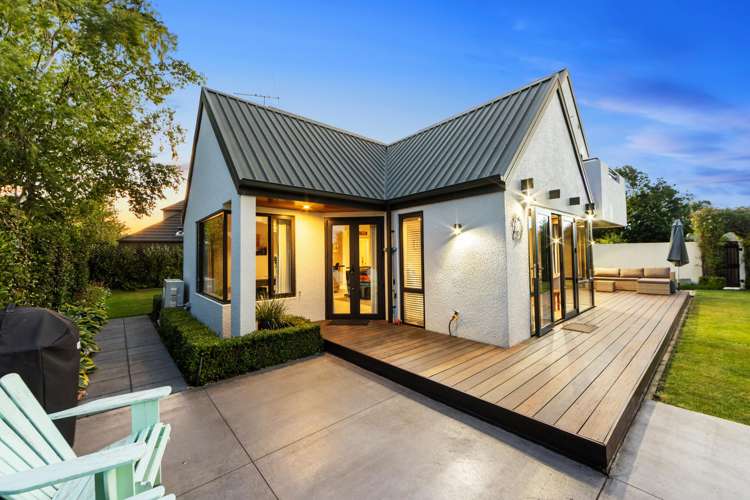 11 Harlech Mews Avonhead_9