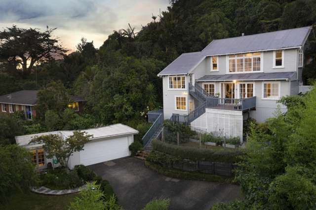 1 Bush Road Waiatarua_1