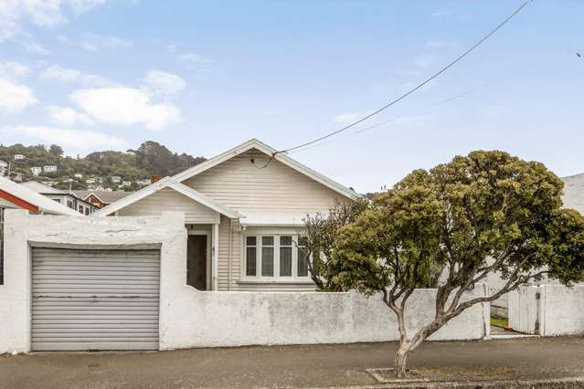 A Renovator's Dream in the Heart of Kilbirnie