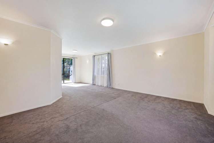 71 Regency Park Drive Gulf Harbour_30