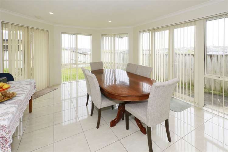 105 Farnborough Drive Grandview Heights_3