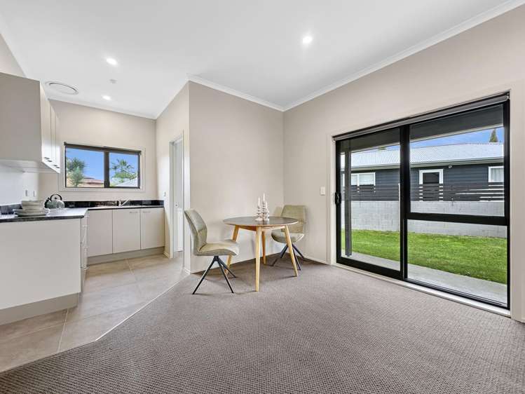 1 Montgomery Crescent Kinloch_21