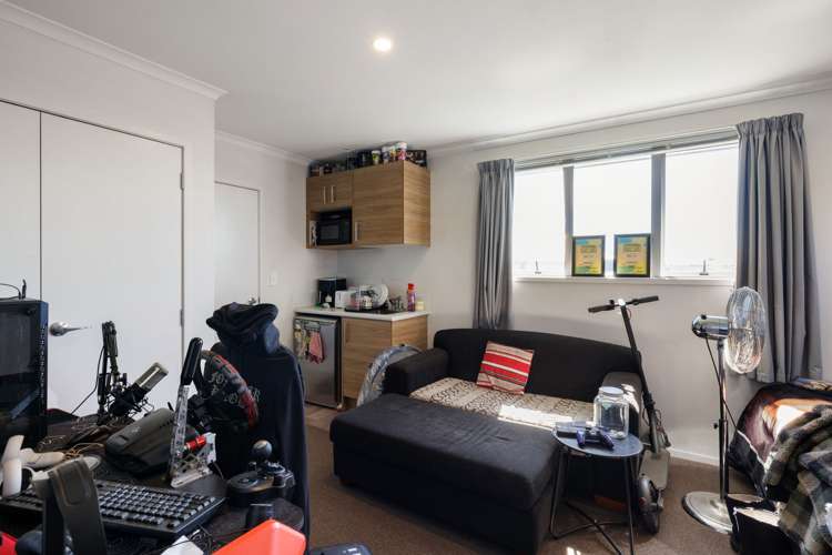 2/30 Beatty Street Melville_18