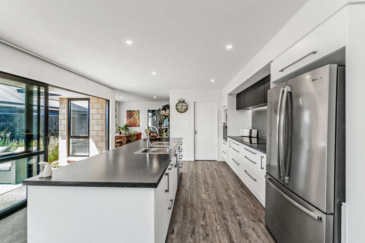 41 Northmoor Boulevard Rolleston_5