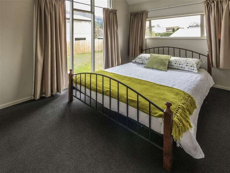 18 Nichol Street Lake Hawea_11