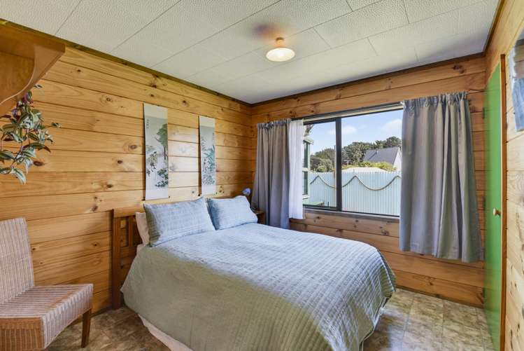 15 Muaupoko Street Hokio Beach_31