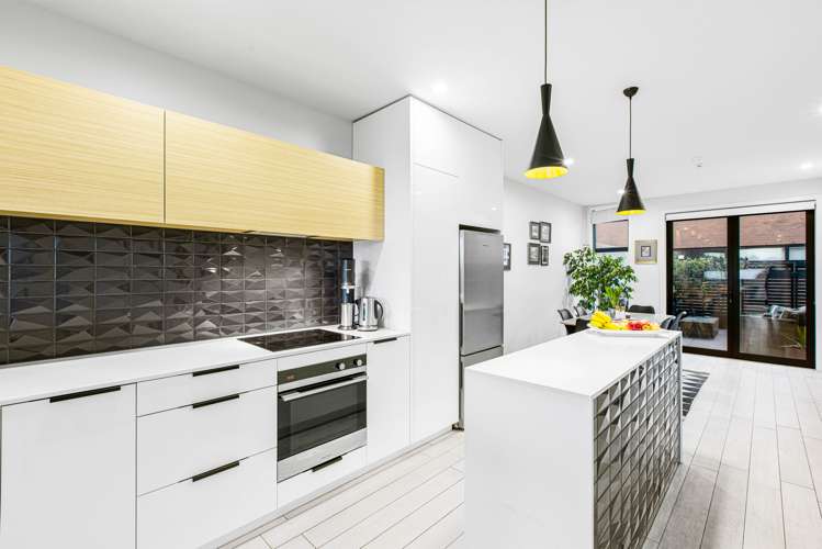 23/4 Stables Lane Silverdale_5