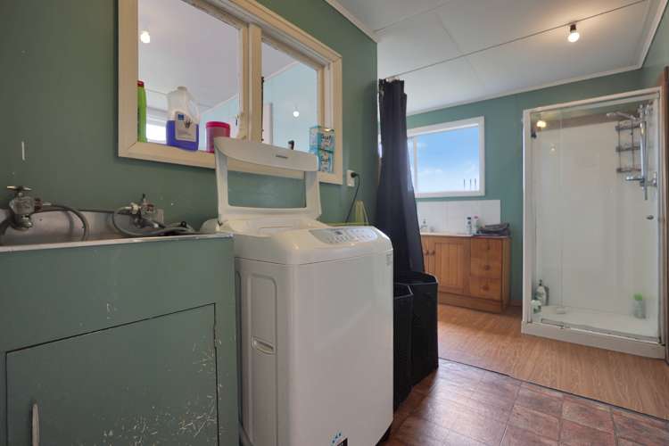 847 Boundary Road Willowby_19