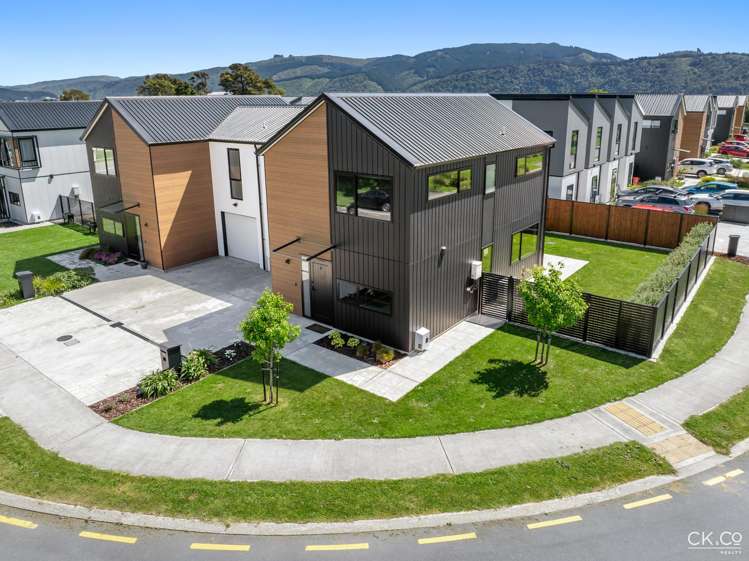 7 Leo Waikari Crescent Wallaceville_24