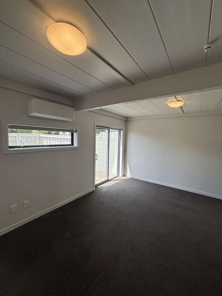 8/16 Cecil Place Waltham_3