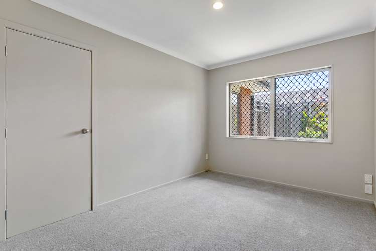 80 Glenveagh Park Drive Manurewa_13