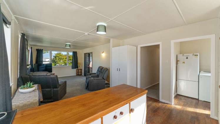 8 Daphne Street Outer Kaiti_5