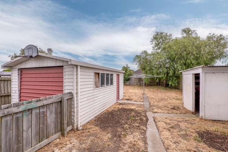 139 and 141 Hampshire Street Aranui_12