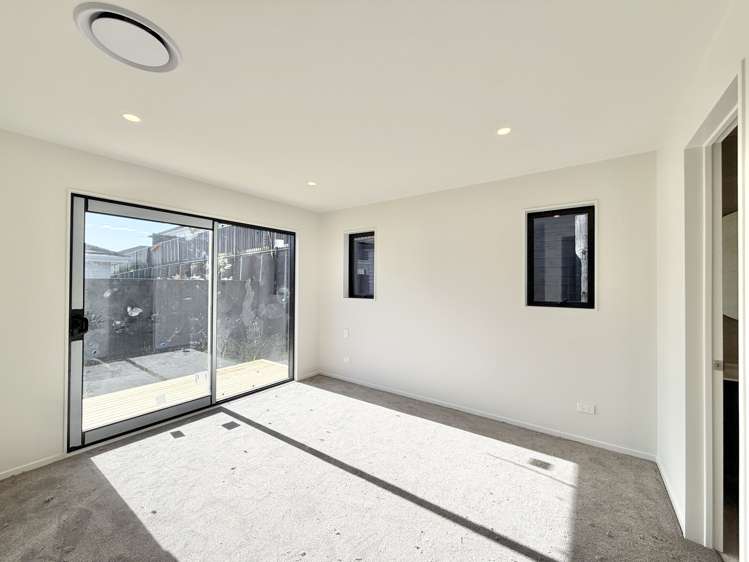 23 Tukutata Crescent Milldale_11