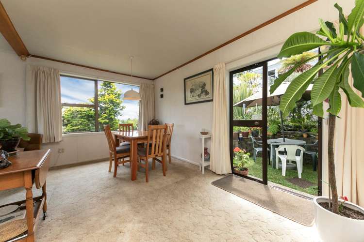 182 Glengarry Road Glen Eden_9