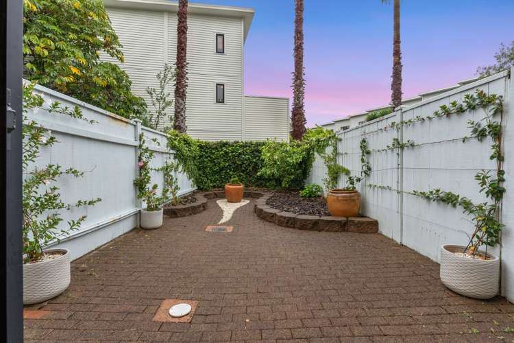 41/17 Lyon Avenue Mount Albert_15