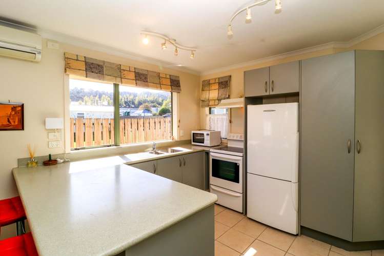 403 Court Street Thames_6