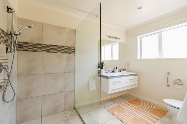 8B Reid Avenue Mosgiel_12