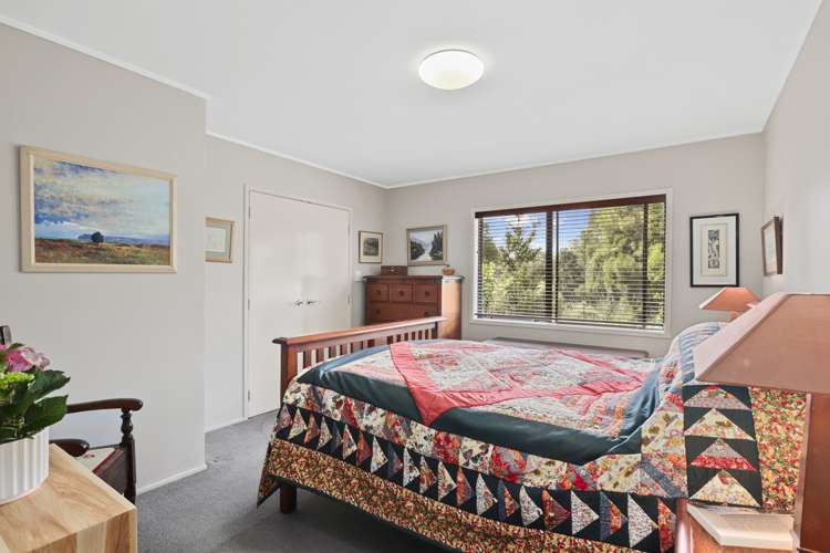 92 Carter Road Oratia_12