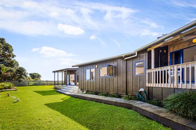 10 Edwin Mitchelson Road Muriwai_3