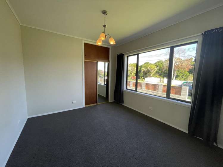 23 List Street 10859_10