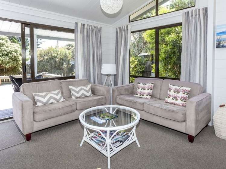 7 Courtney Close Pauanui_17